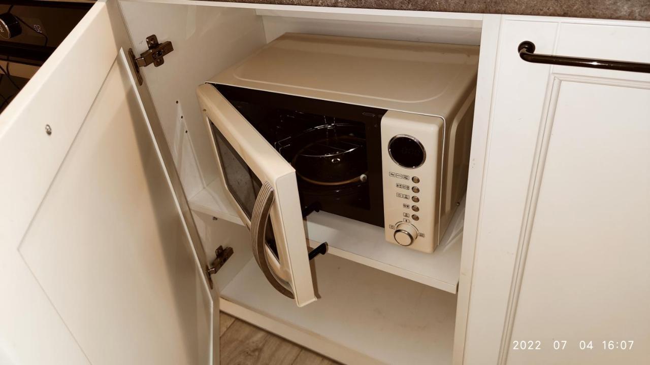 Happy Inn Just Studio, Self Check-In-24X7,Parking-In-The-Underground-Garage VNO Extérieur photo